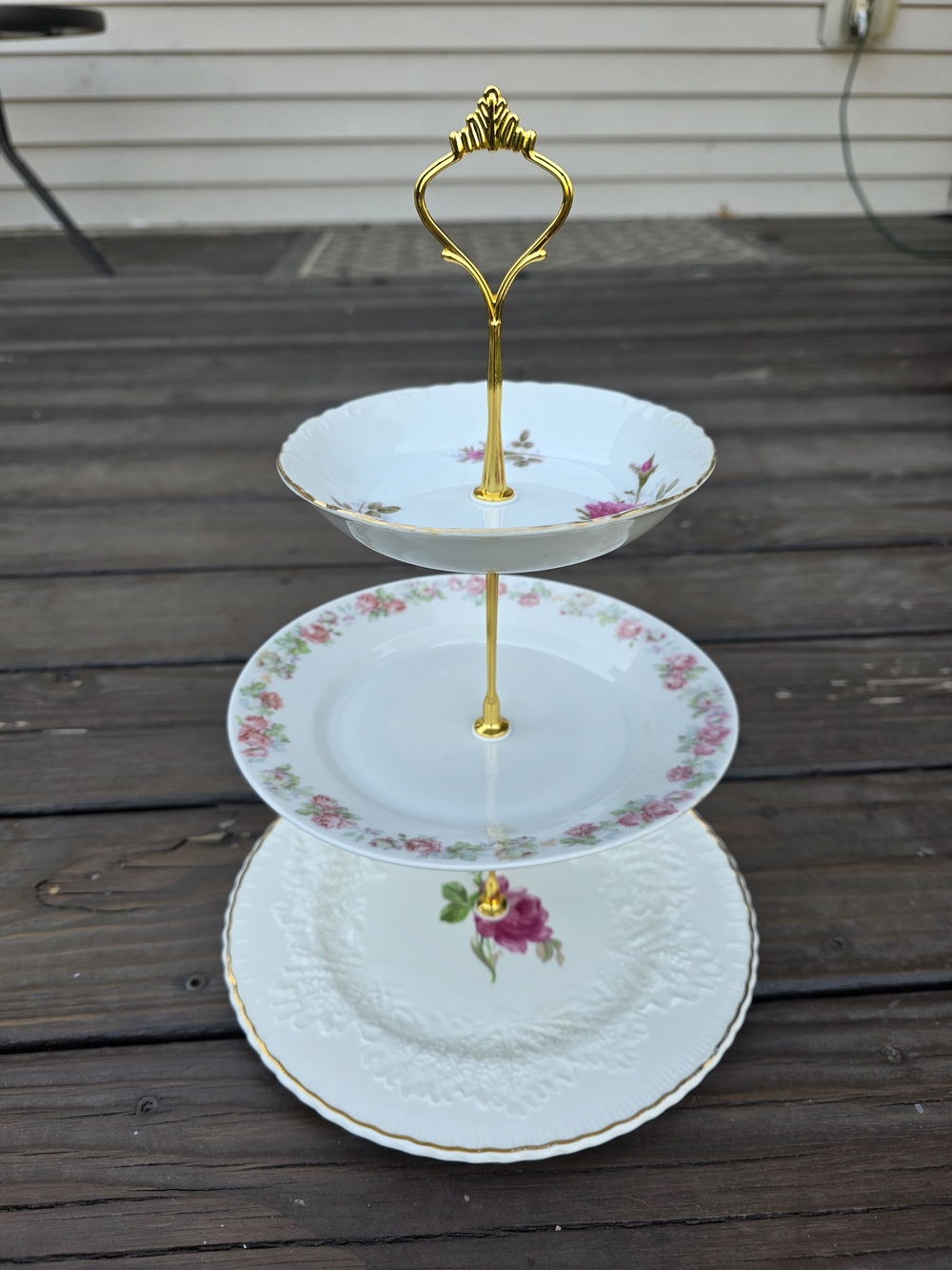 Gold-Handle White Porcelain 3-Tier Floral Serving Stand - Elegant Home Dining